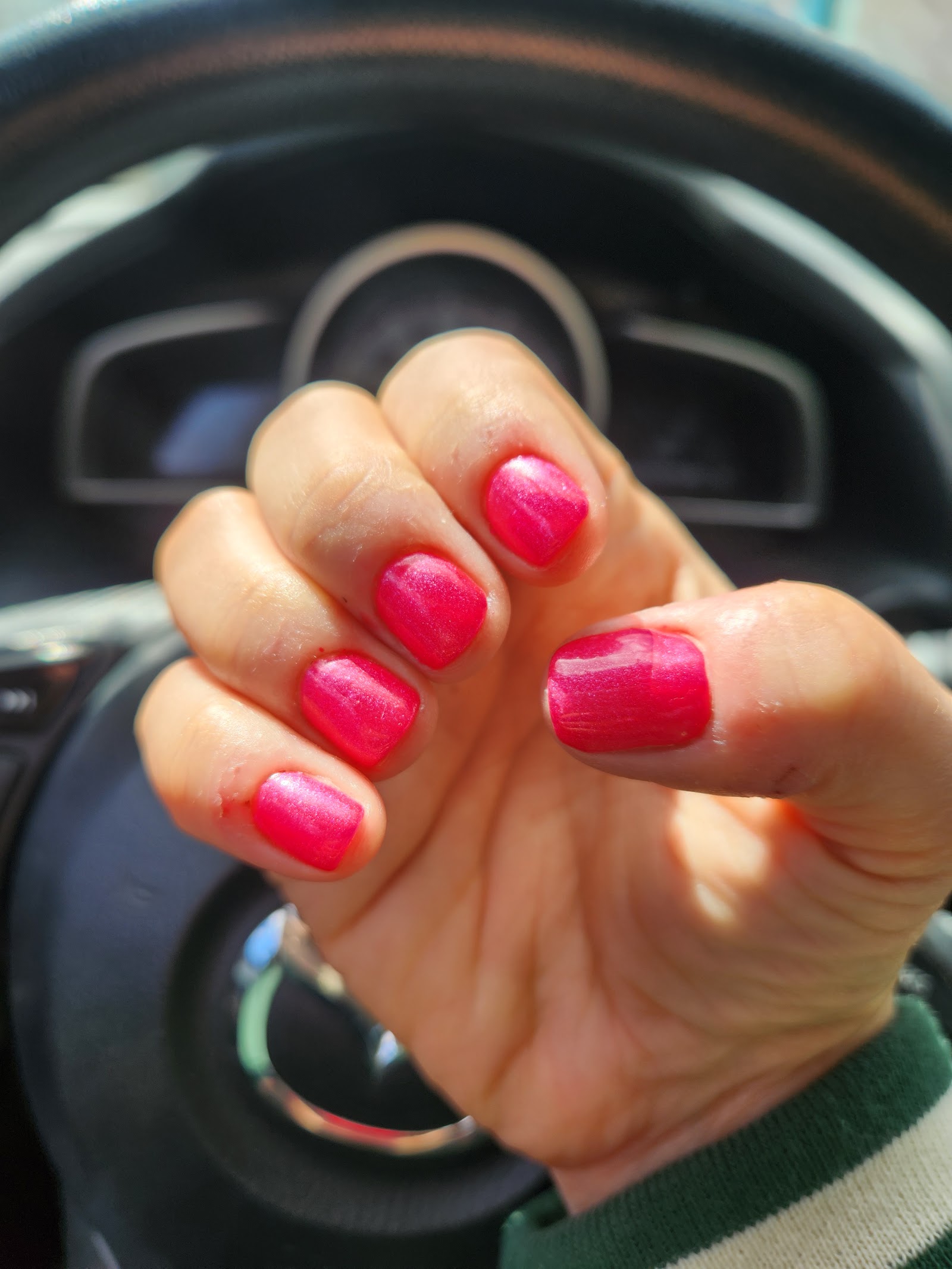 Lux Nails & Lashes nail photo 6