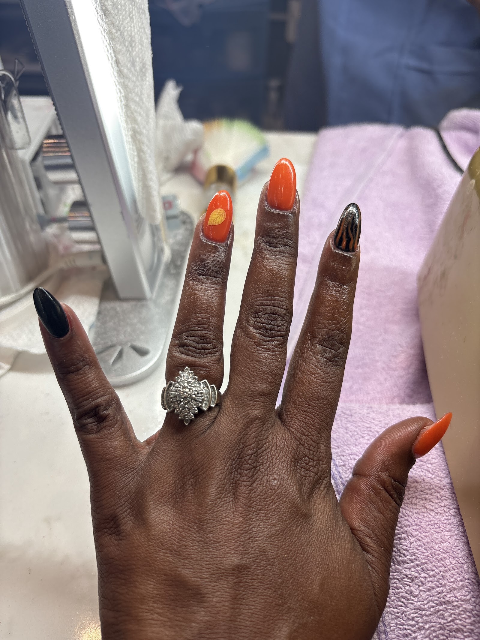Lux Nails & Lashes nail photo 8